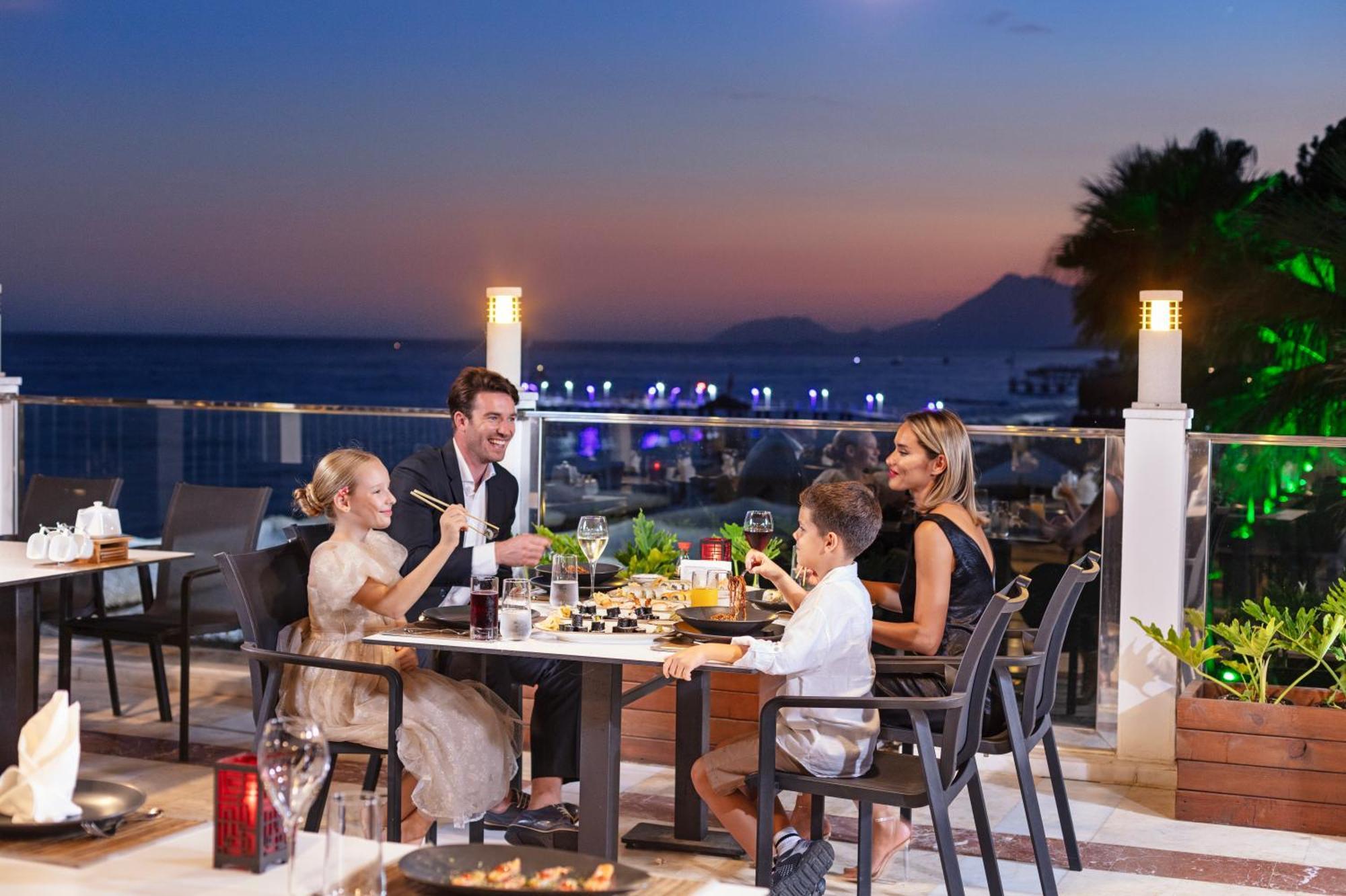 Dobedan World Palace Hotel "Ex Brand Alva Donna World Palace " Kemer Zewnętrze zdjęcie